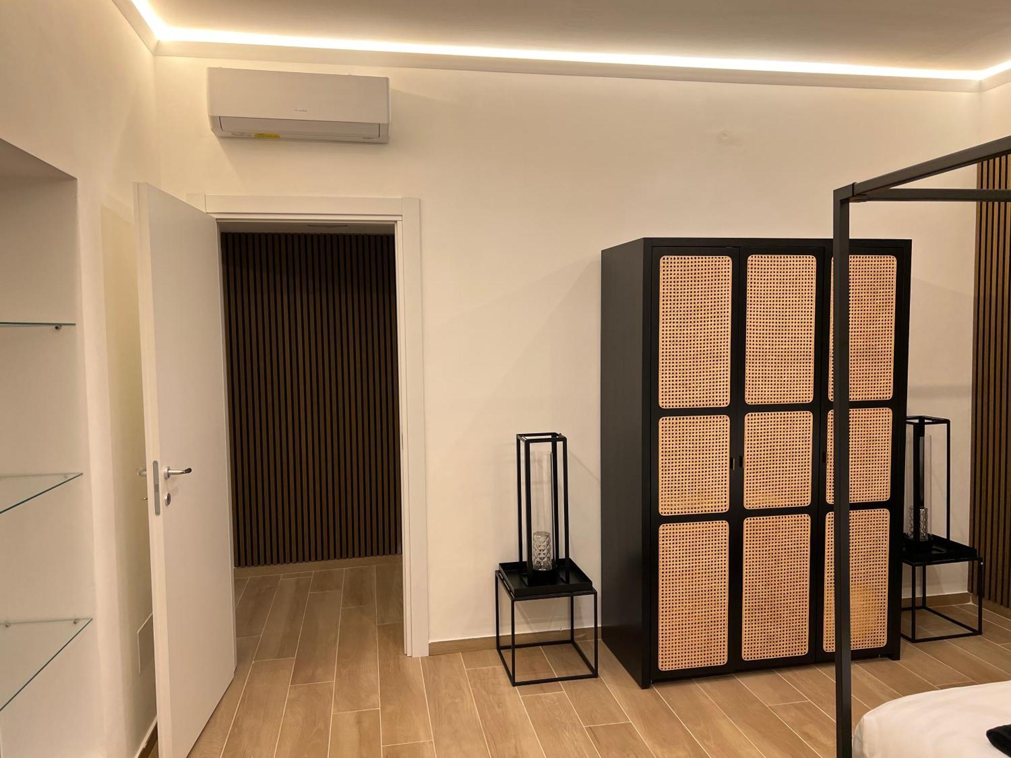 Luxury Apartment Navigli Milan Bagian luar foto